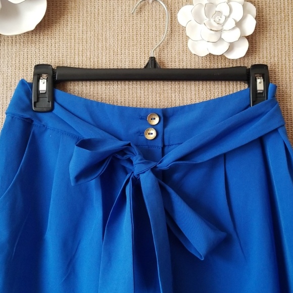 🎉2 for $13🎉My Beloved Blue Shorts size M - Picture 2 of 7